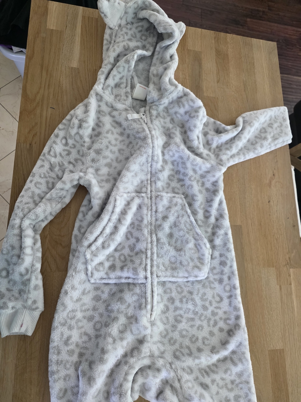 Cat & Jack Light Gray Leopard-Print Hooded Fleece Jumpsuit Sz Medium 8 GUC